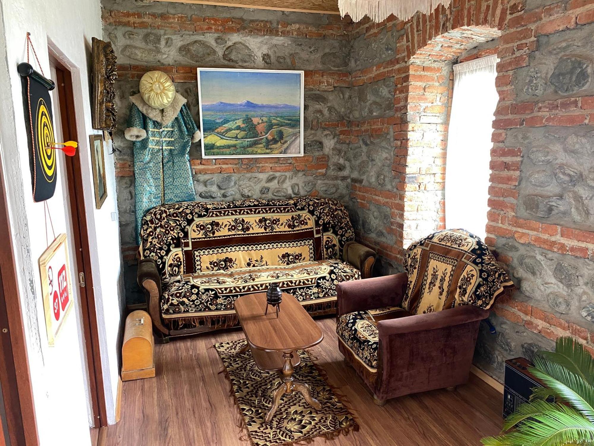 Отель Old House Лагодехи Экстерьер фото
